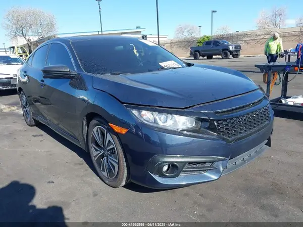 JHMFC1F79JX005233 2018 HONDA CIVIC - Image 1