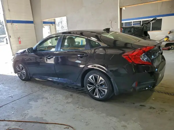 JHMFC1F79JX010044 2018 HONDA CIVIC - Image 2