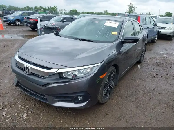 JHMFC1F79JX026437 2018 HONDA CIVIC - Image 2