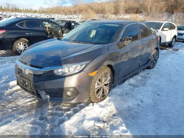 JHMFC1F79JX029967 2018 HONDA CIVIC - Image 2