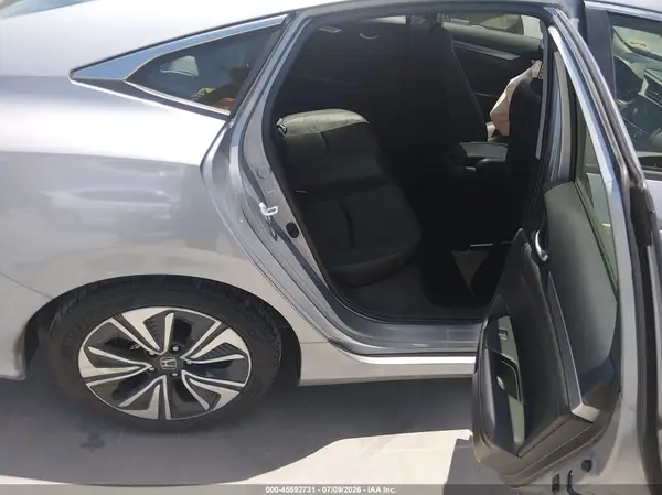 JHMFC1F79JX031329 2018 HONDA CIVIC - Image 8