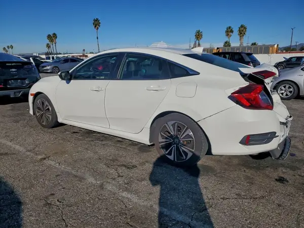 JHMFC1F79JX031816 2018 HONDA CIVIC - Image 2