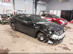 JHMFC1F79JX038670 2018 HONDA CIVIC
