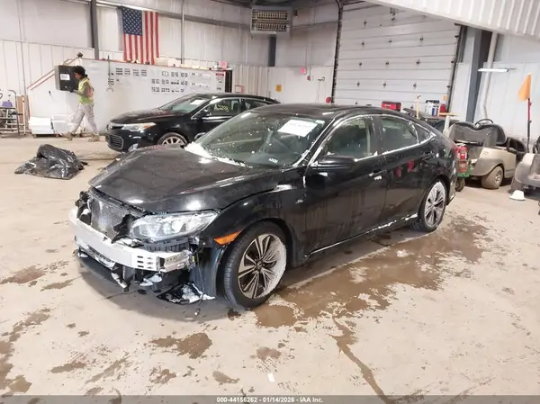 JHMFC1F79JX038670 2018 HONDA CIVIC - Image 2