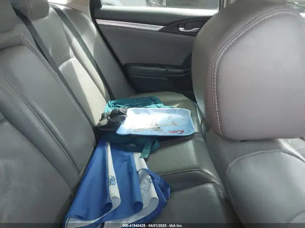 JHMFC1F79JX043058 2018 HONDA CIVIC - Image 8