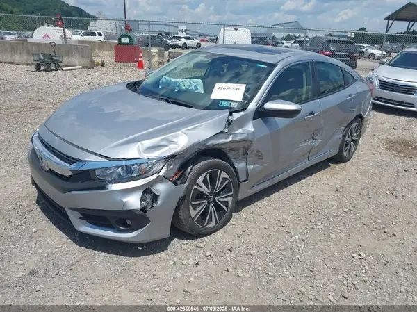 JHMFC1F79JX043786 2018 HONDA CIVIC - Image 2