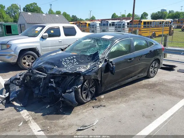 JHMFC1F7XJX006343 2018 HONDA CIVIC - Image 2