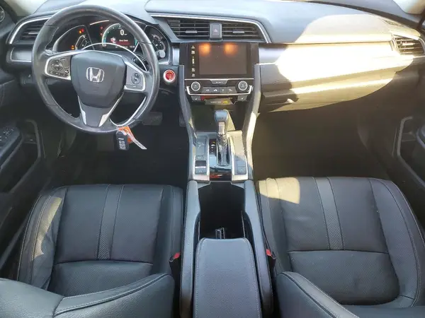 JHMFC1F7XJX007900 2018 HONDA CIVIC - Image 8
