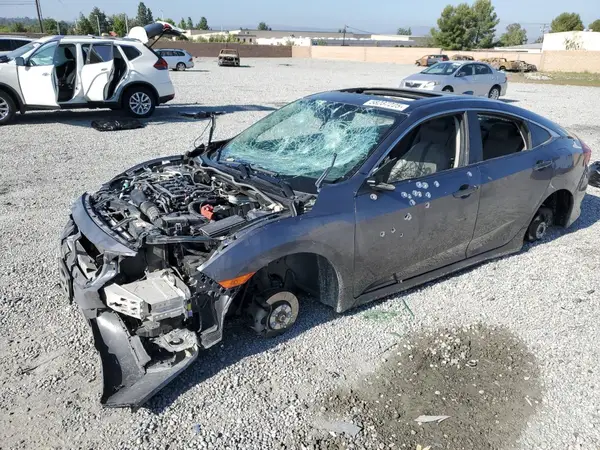 JHMFC1F7XJX013163 2018 HONDA CIVIC - Image 1