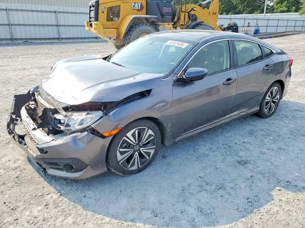JHMFC1F7XJX013857 2018 HONDA CIVIC - Image 1
