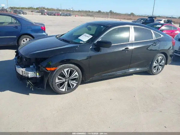 JHMFC1F7XJX019853 2018 HONDA CIVIC - Image 2