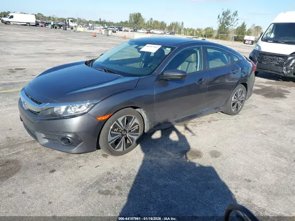 JHMFC1F7XJX031310 2018 HONDA CIVIC - Image 2