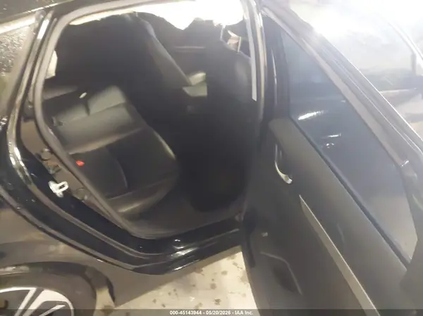 JHMFC1F7XJX034496 2018 HONDA CIVIC - Image 8