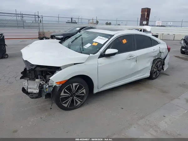 JHMFC1F7XJX036264 2018 HONDA CIVIC - Image 2