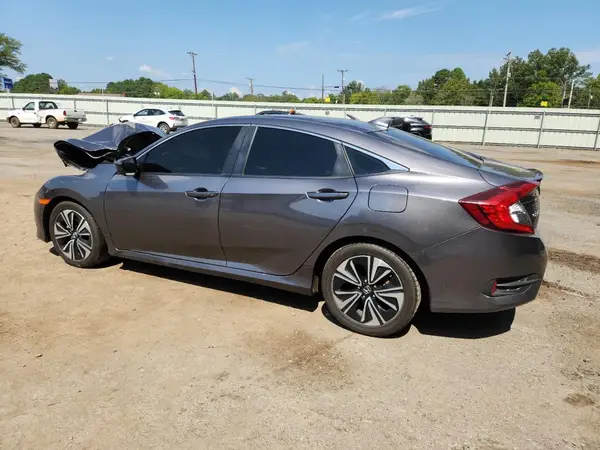 JHMFC1F80JX000589 2018 HONDA CIVIC - Image 2