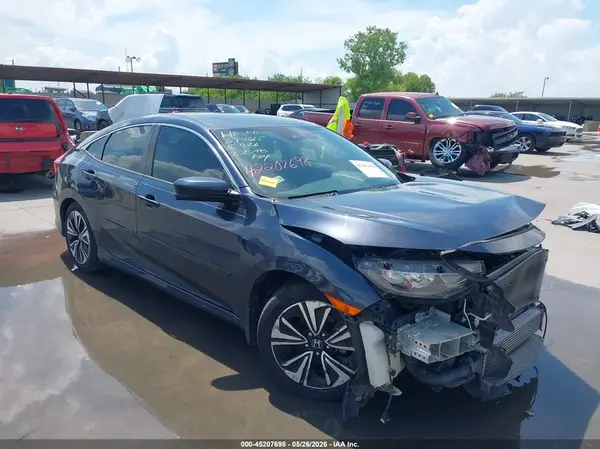 JHMFC1F86JX043219 2018 HONDA CIVIC - Image 1