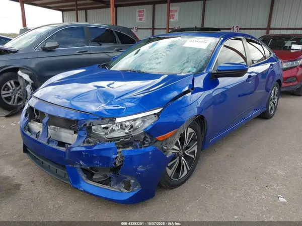 JHMFC1F87JX019463 2018 HONDA CIVIC - Image 2