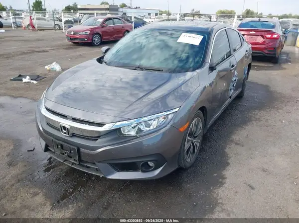 JHMFC1F88JX013039 2018 HONDA CIVIC - Image 2