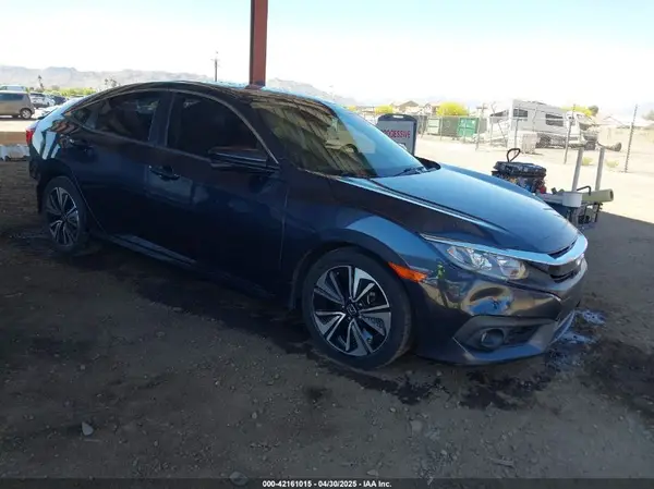 JHMFC1F8XJX033602 2018 HONDA CIVIC - Image 1