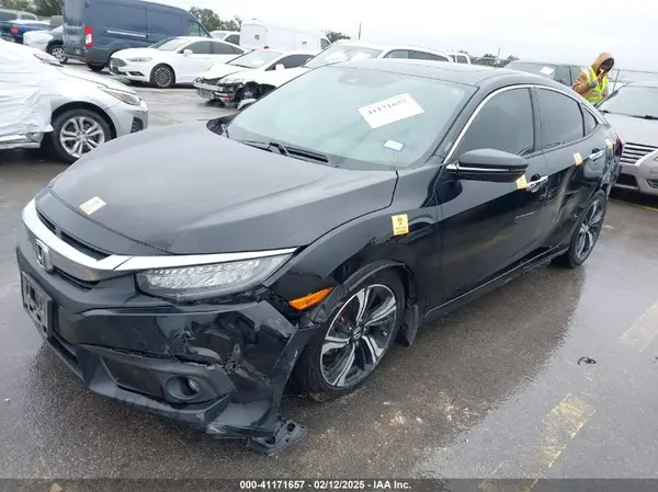 JHMFC1F91JX037000 2018 HONDA CIVIC - Image 2