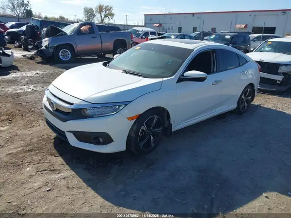 JHMFC1F92JX021386 2018 HONDA CIVIC - Image 2