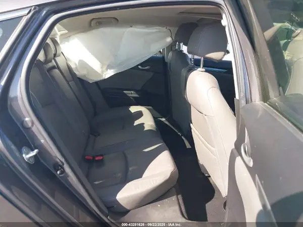 JHMFC1F93JX023390 2018 HONDA CIVIC - Image 8