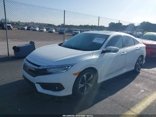 JHMFC1F93JX025804 2018 HONDA CIVIC - Image 2