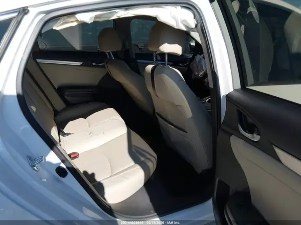 JHMFC1F93JX027262 2018 HONDA CIVIC - Image 8