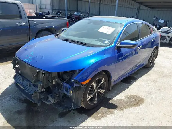 JHMFC1F94JX011992 2018 HONDA CIVIC - Image 1