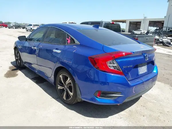 JHMFC1F94JX011992 2018 HONDA CIVIC - Image 2