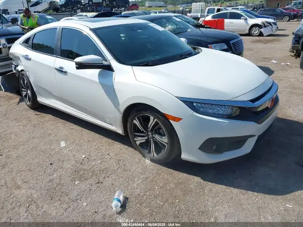 JHMFC1F94JX012334 2018 HONDA CIVIC - Image 1