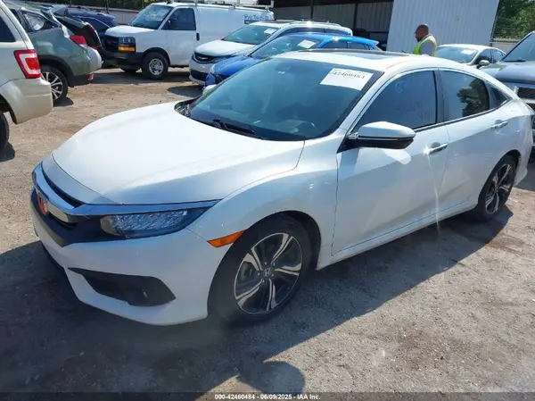 JHMFC1F94JX012334 2018 HONDA CIVIC - Image 2