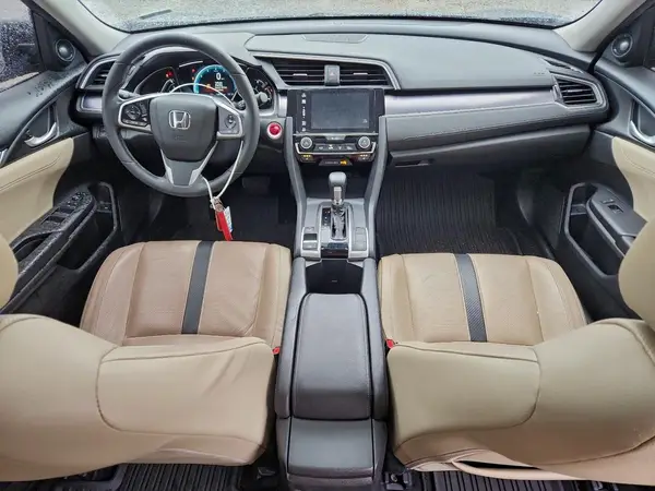 JHMFC1F94JX015685 2018 HONDA CIVIC - Image 8