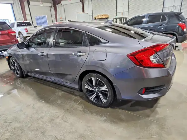 JHMFC1F94JX026475 2018 HONDA CIVIC - Image 2