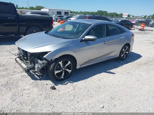 JHMFC1F95JX030034 2018 HONDA CIVIC - Image 2