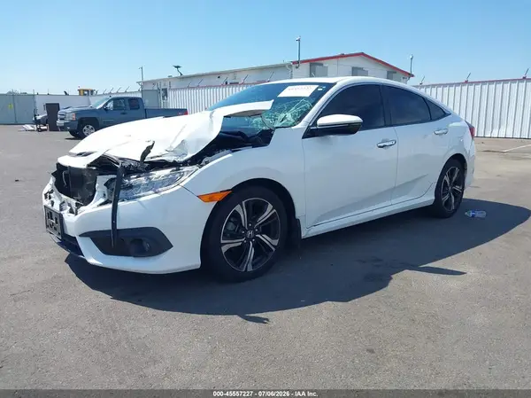 JHMFC1F96JX005398 2018 HONDA CIVIC - Image 2