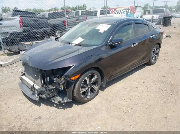 JHMFC1F96JX026574 2018 HONDA CIVIC - Image 2