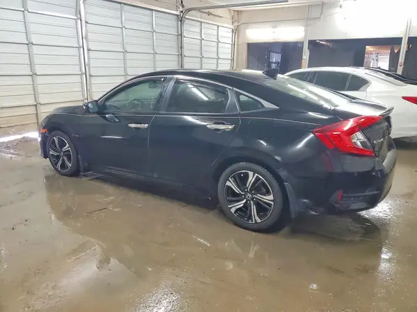 JHMFC1F97JX006754 2018 HONDA CIVIC - Image 2