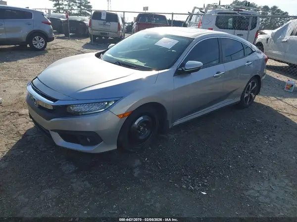 JHMFC1F97JX010089 2018 HONDA CIVIC - Image 2