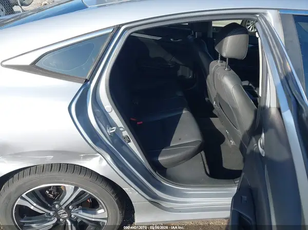 JHMFC1F97JX010089 2018 HONDA CIVIC - Image 8