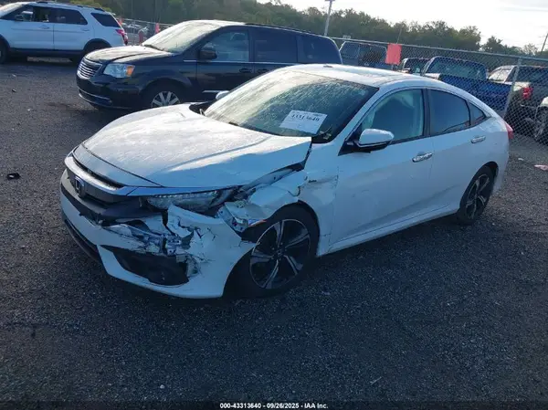JHMFC1F97JX038538 2018 HONDA CIVIC - Image 2
