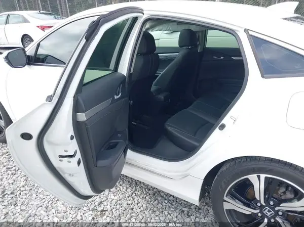 JHMFC1F98JX016208 2018 HONDA CIVIC - Image 8