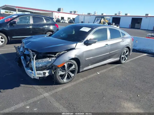 JHMFC1F9XJX003248 2018 HONDA CIVIC - Image 2