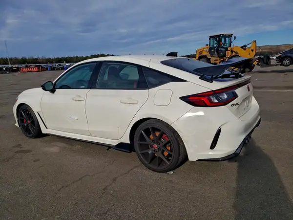 JHMFL5G46PX002018 2023 HONDA CIVIC - Image 2