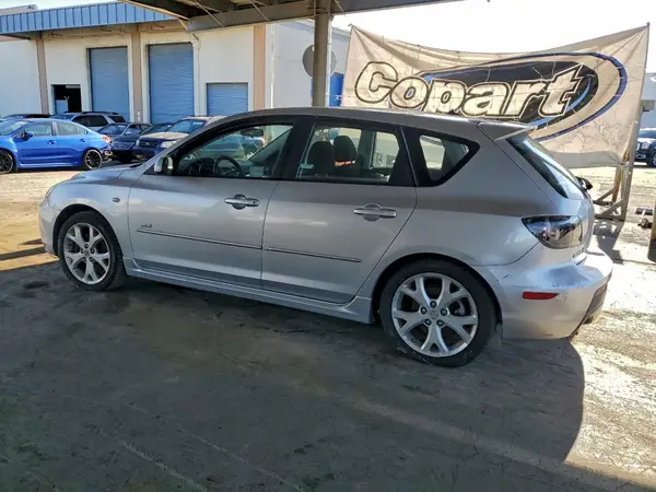 JM1BK344181131736 2018 MAZDA 3 - Image 2