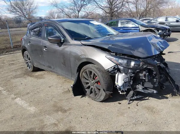 JM1BM1J70G1324634 2016 MAZDA 3