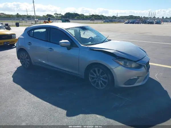JM1BM1J75G1324001 2016 MAZDA 3 - Image 1