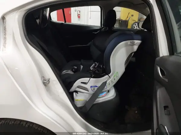 JM1BM1J75G1325066 2016 MAZDA 3 - Image 8