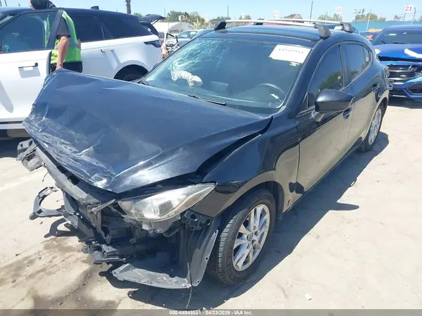JM1BM1J76G1289307 2016 MAZDA 3 - Image 2