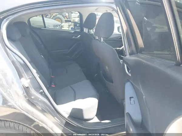 JM1BM1J76G1289307 2016 MAZDA 3 - Image 8